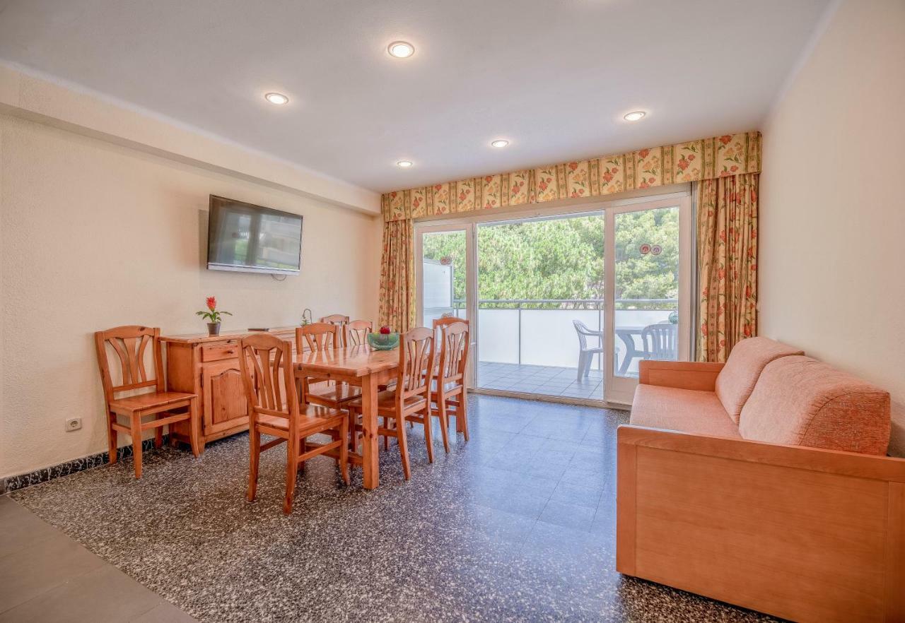 Rentalmar Goya Salou Buitenkant foto